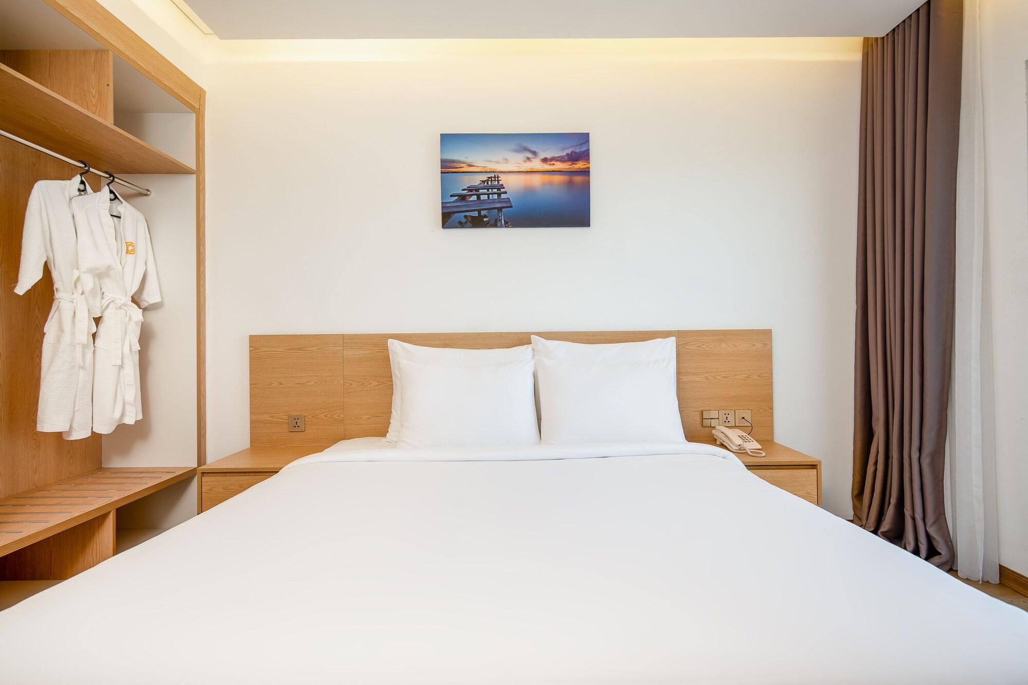 Gold Boutique Hotel Danang Экстерьер фото